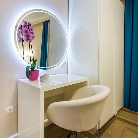Apartment Luxury Goldy *